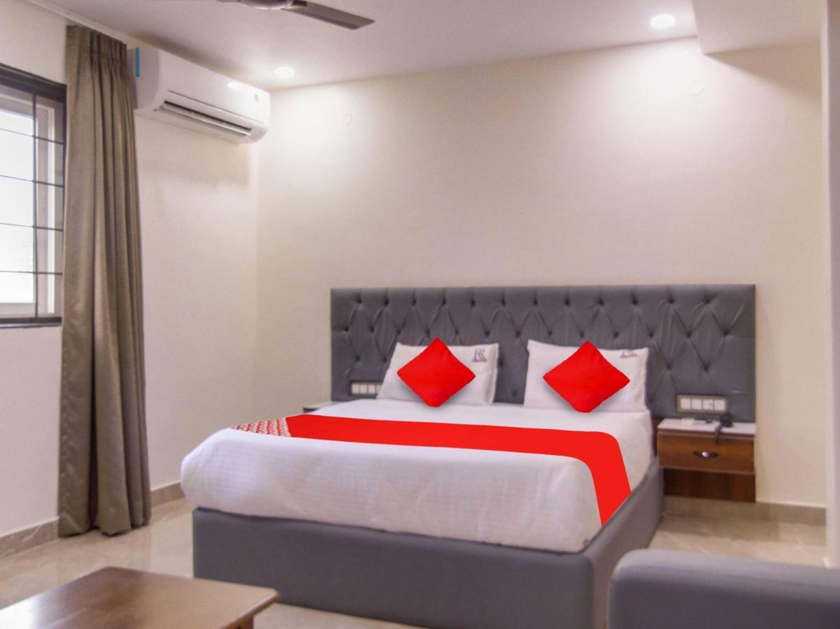 Hotel O Rr Residency Khammam Ngoại thất bức ảnh