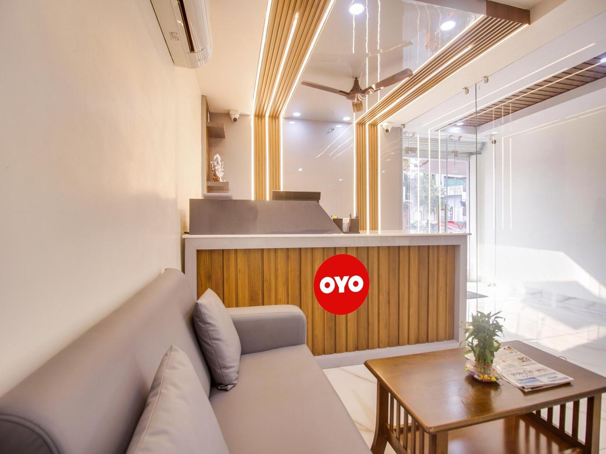 Hotel O Rr Residency Khammam Ngoại thất bức ảnh