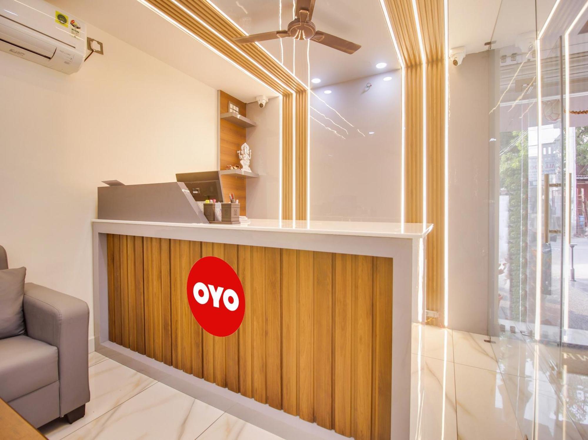 Hotel O Rr Residency Khammam Ngoại thất bức ảnh