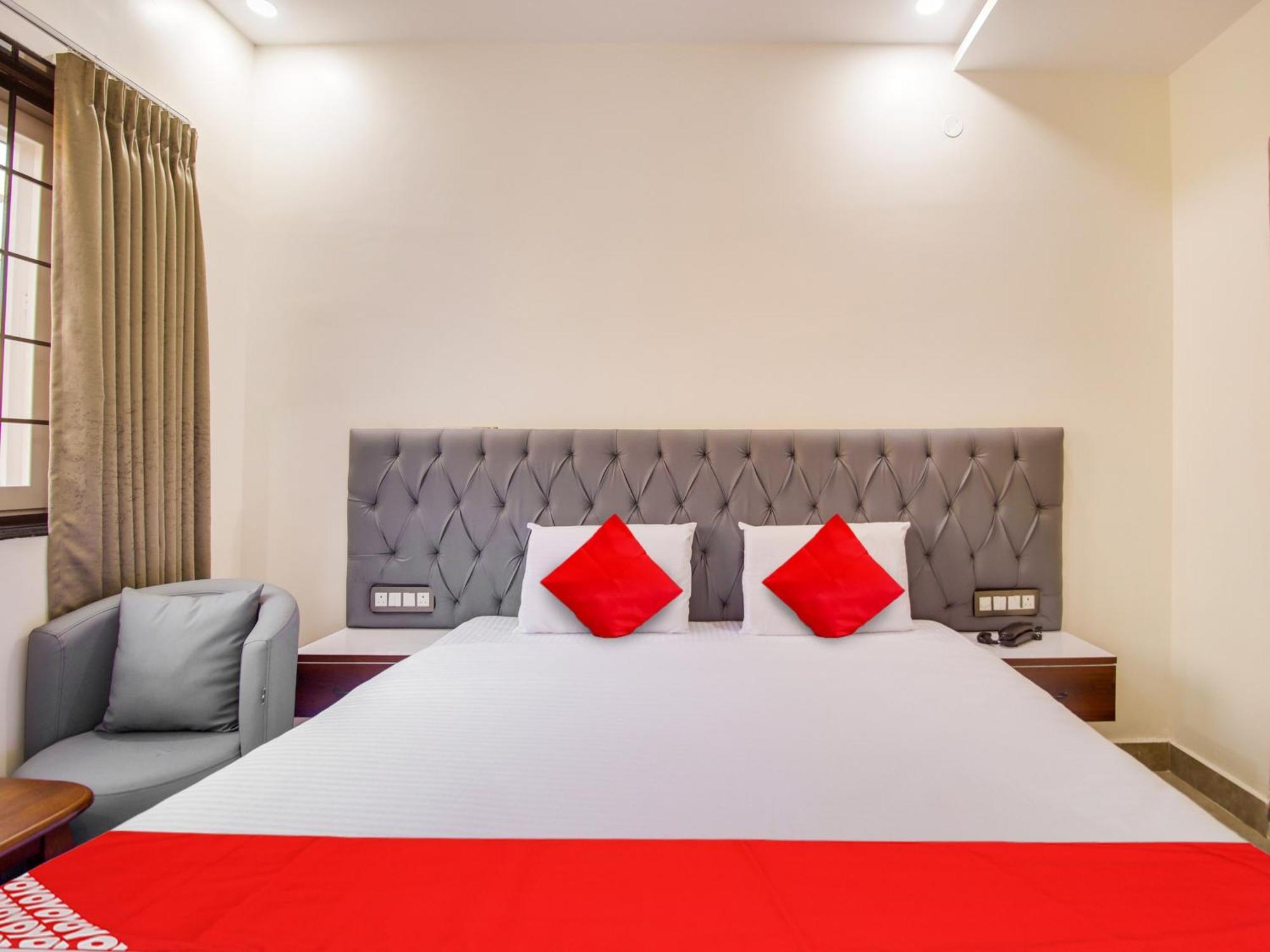 Hotel O Rr Residency Khammam Ngoại thất bức ảnh