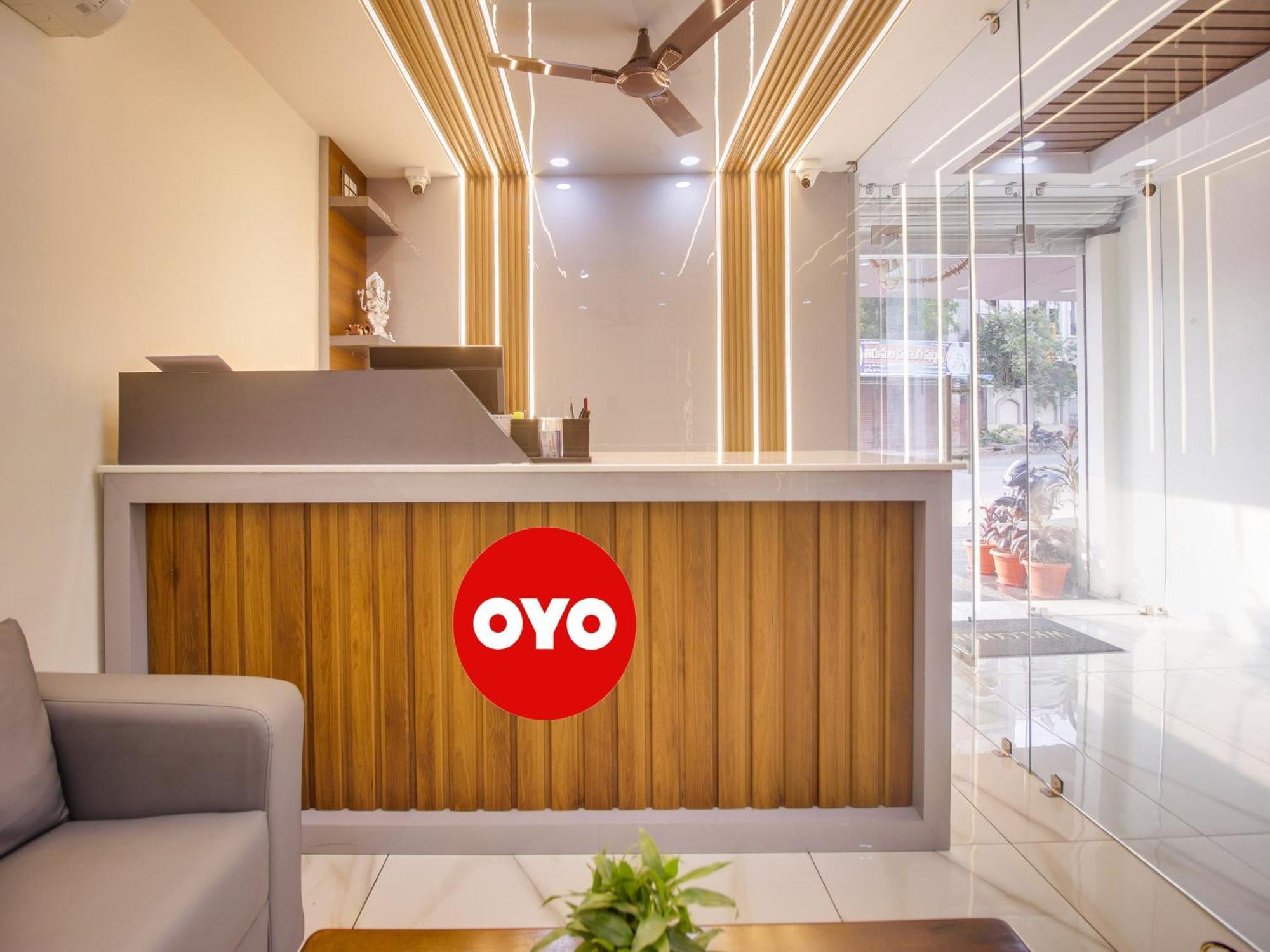 Hotel O Rr Residency Khammam Ngoại thất bức ảnh